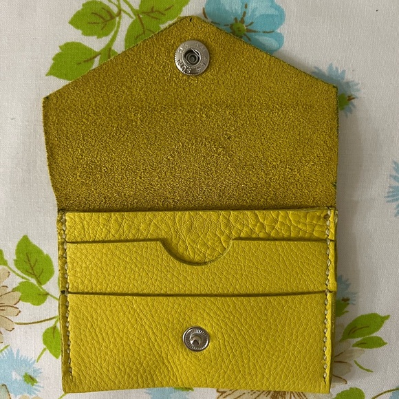 Handmade Genuine Leather Wallet - Picture 2 of 5